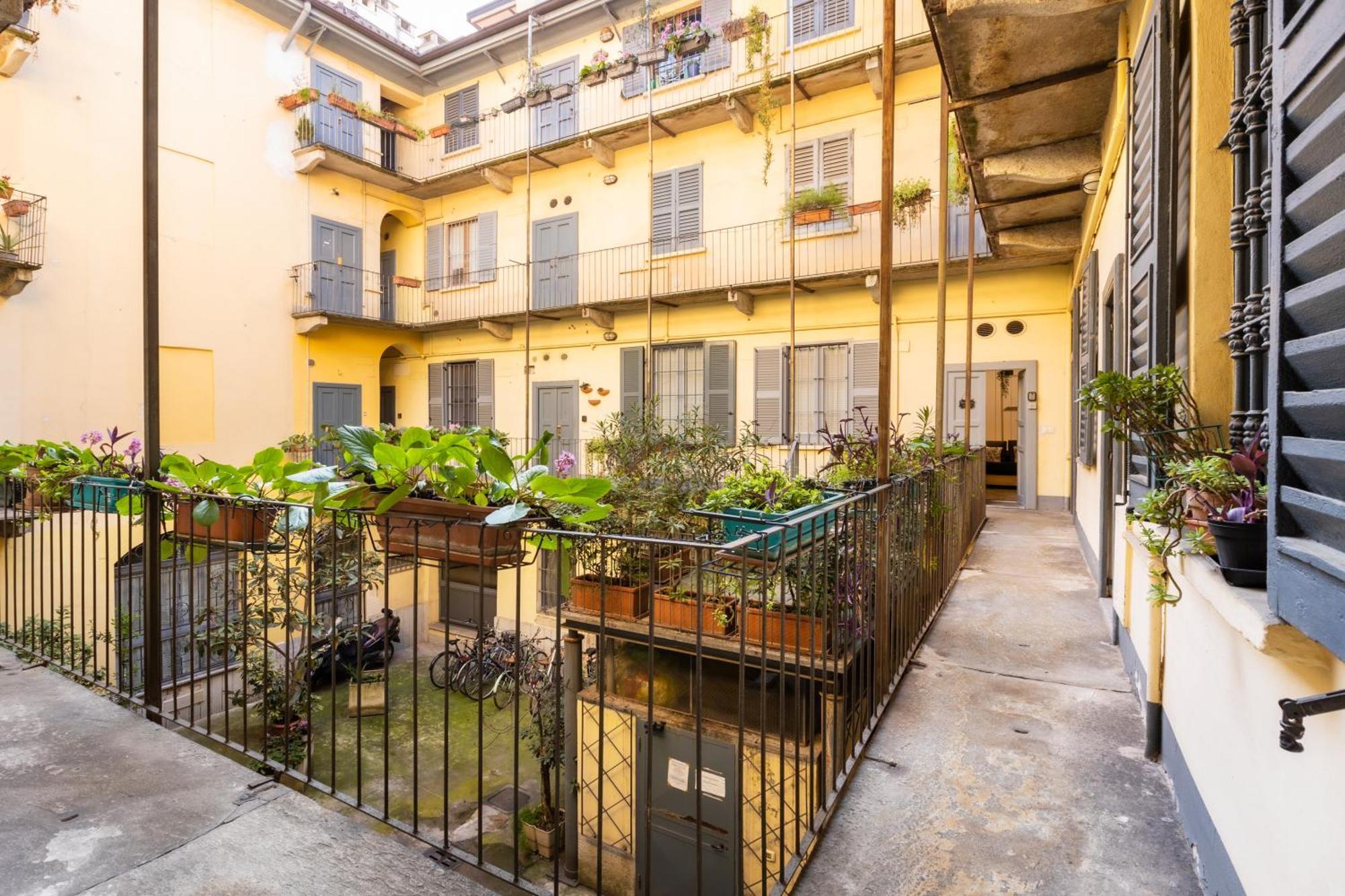 Bricks & Beams Studio In The Key Area Of Milan — Foto 1